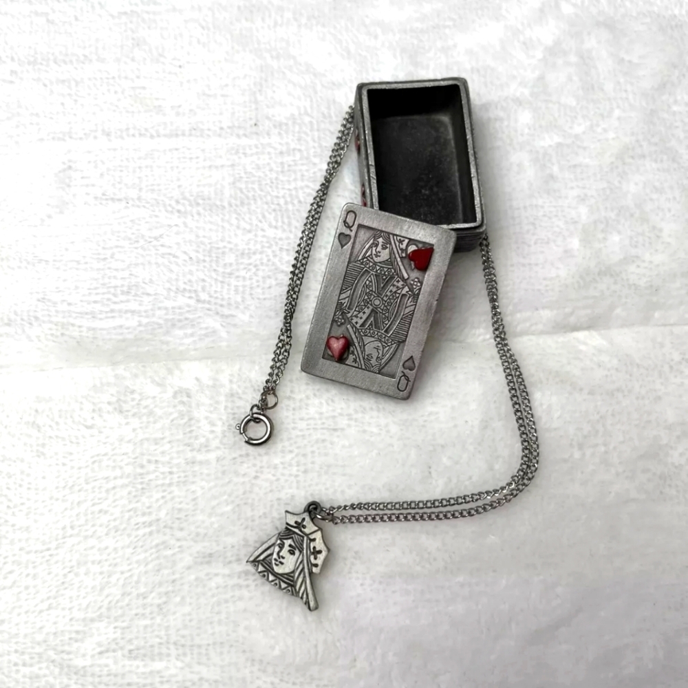 Ms Dee Pewter Queen Of Hearts Red Earrings Pin Necklace Vintage Jewelry Box Set